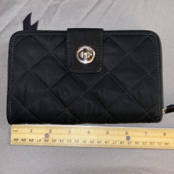 Vera Bradley Kiss lock Quilted Wallet - Picture 8 of 9